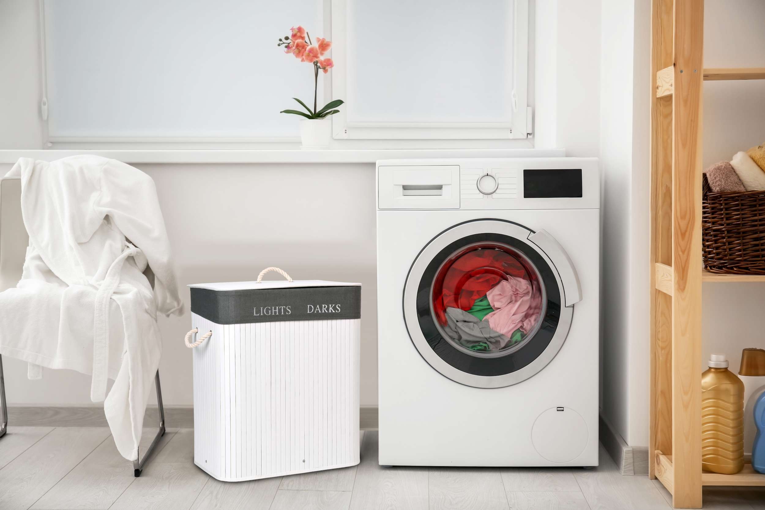 Kosz bambusowy pojemnik na pranie 2 komory biało-szary - obrazek 2