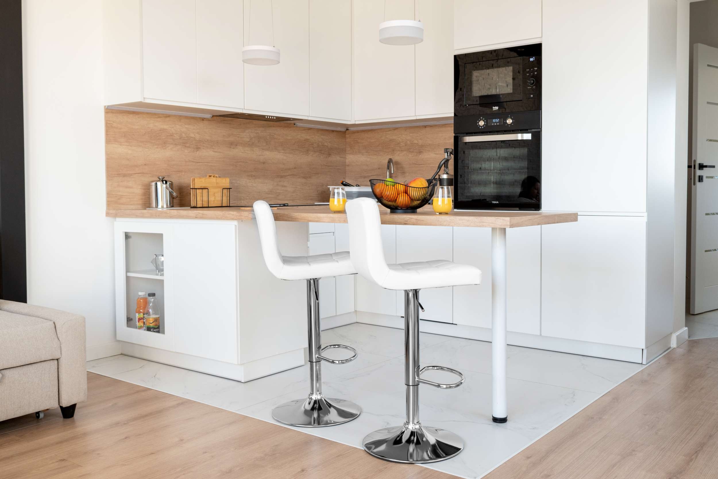 Hoker krzesło barowe Arako białe - obrazek 3