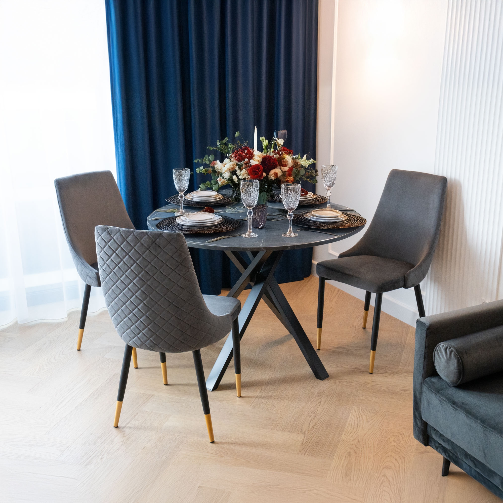 Krzesło welurowe tapicerowane Vermont Velvet grafitowe - obrazek 5