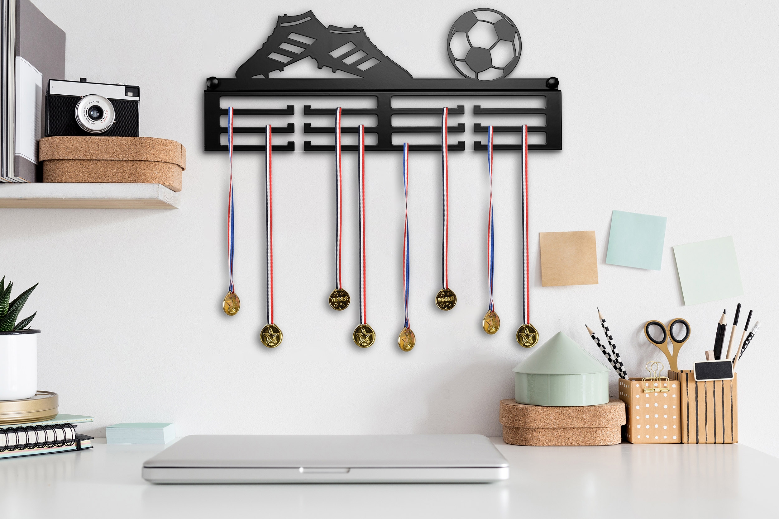 Wieszak na medale PIŁKA - obrazek 2