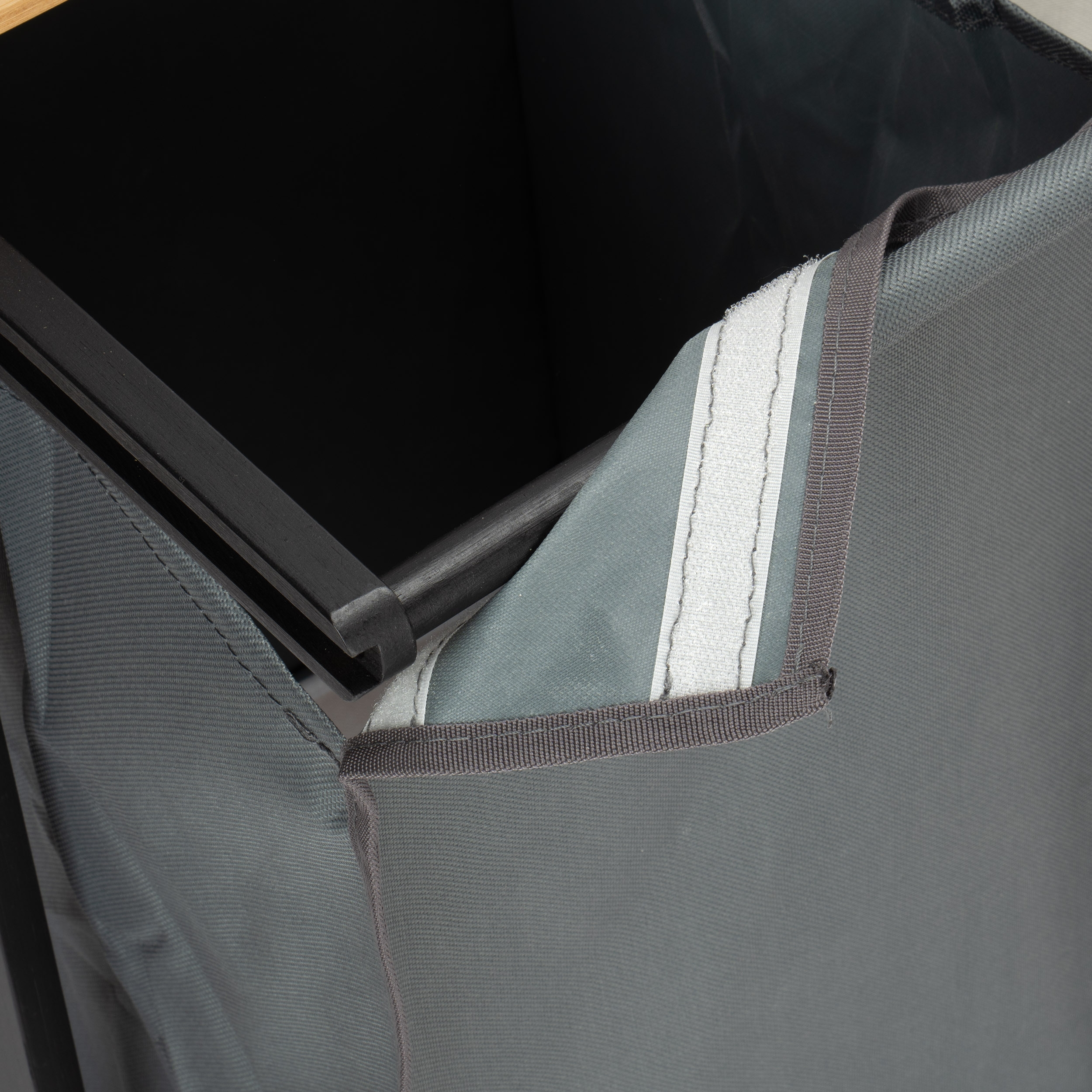 kosz na pranie lub zabawki bambusowy HANOI BLACK 2 przegrody DUO KOLOR - obrazek 7