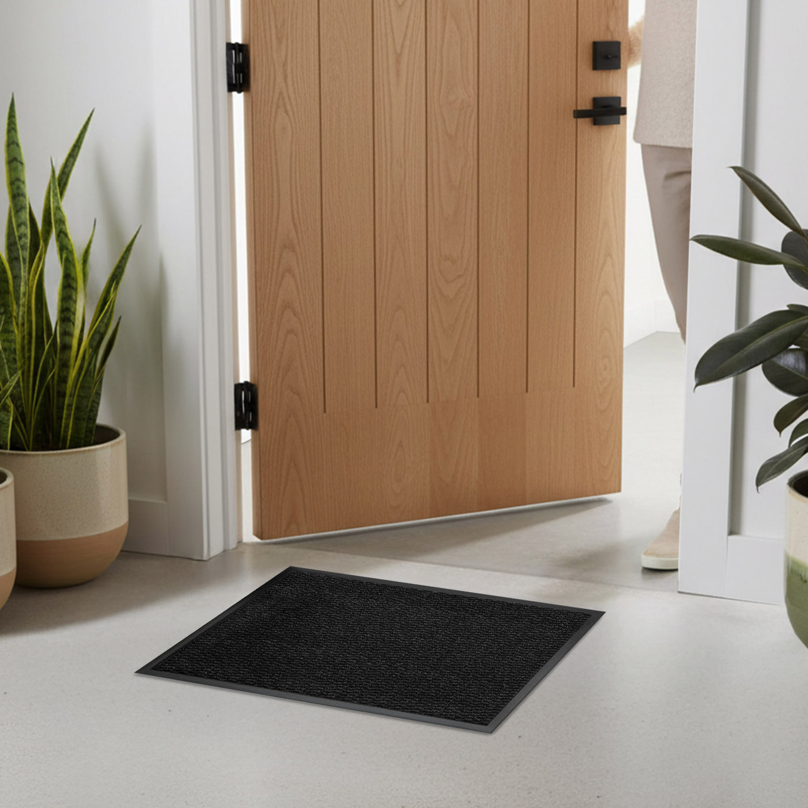 Wycieraczka do butów wejściowa pod drzwi 40x60 cm NEILA szara - obrazek 2