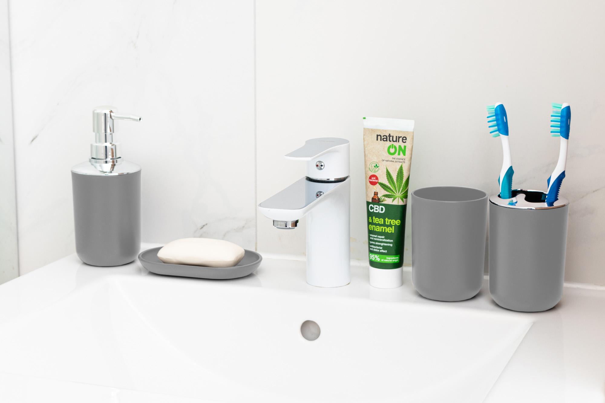 Zestaw łazienkowy FLORES 6 elementów szary - obrazek 3