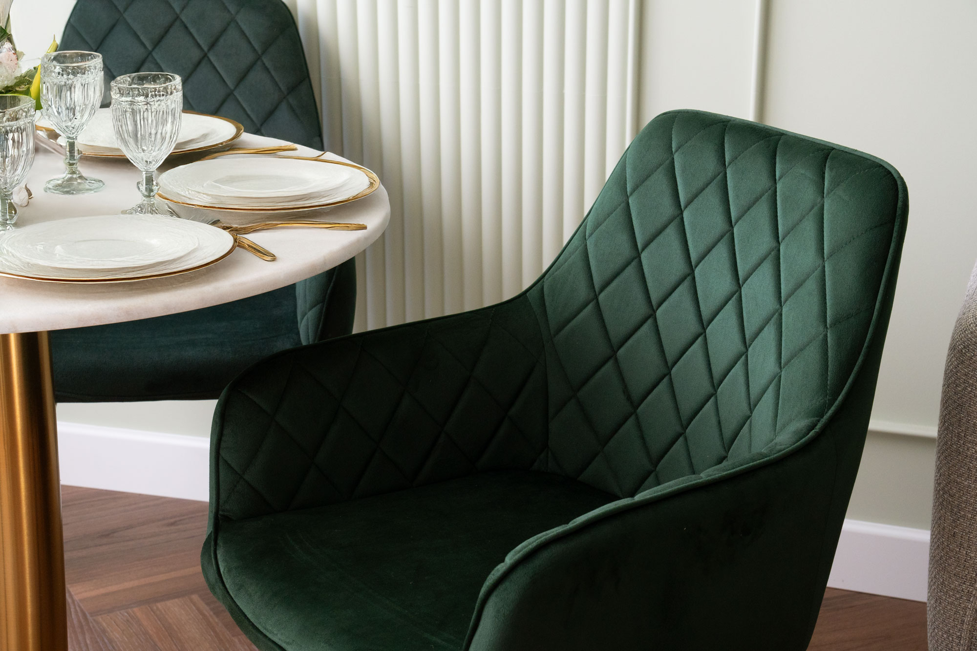 Krzesło welurowe HAVANA VELVET ciemnozielone - obrazek 4